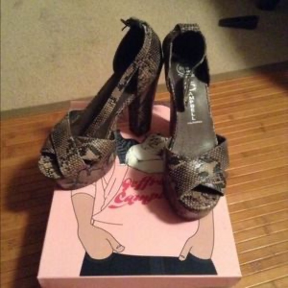 Jeffery Campbell - Picture 2 of 2